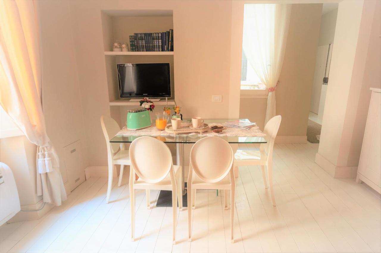 White Appartement *